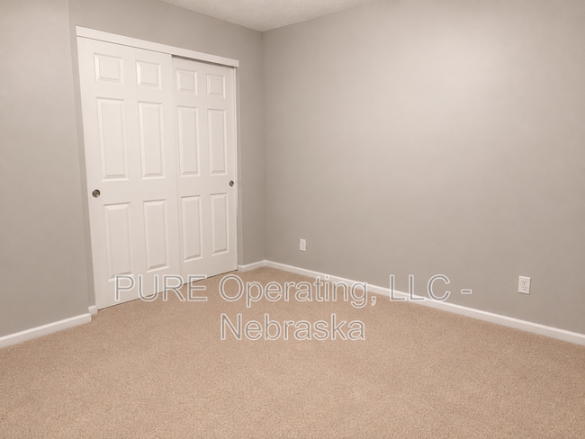 Building Photo - 8464 N 155th St