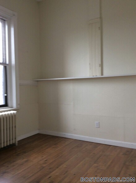 Building Photo - 41 Bay State Rd
