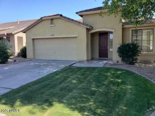 Primary Photo - 1168 W Desert Hollow Dr