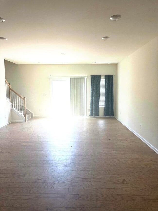 Building Photo - Available