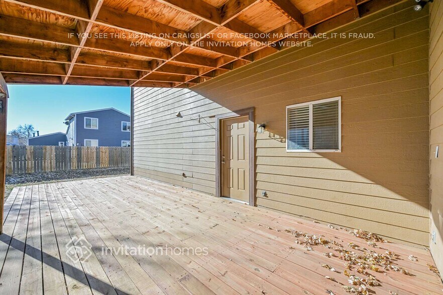 Building Photo - 19382 E Buchanan Pl