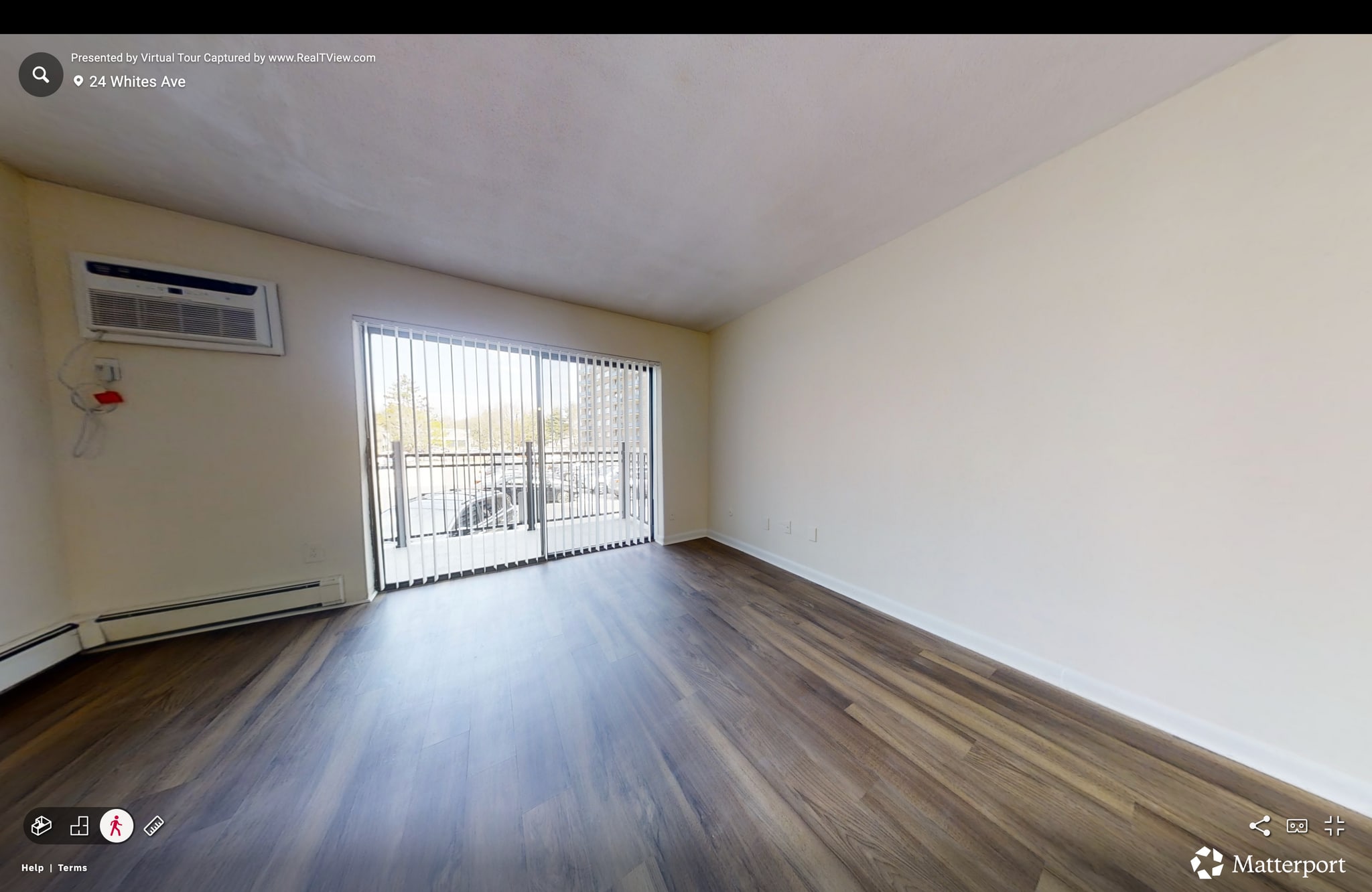 Building Photo - 16 Whites Ave