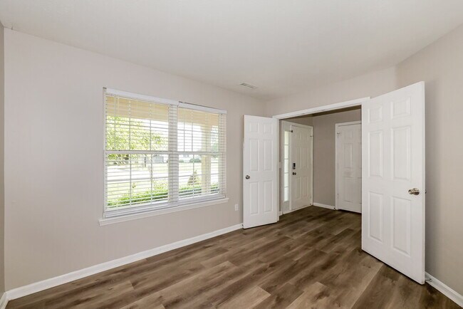 Building Photo - 749 Morgan Way