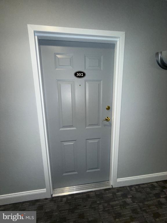 Building Photo - 10205 Wincopin Cir