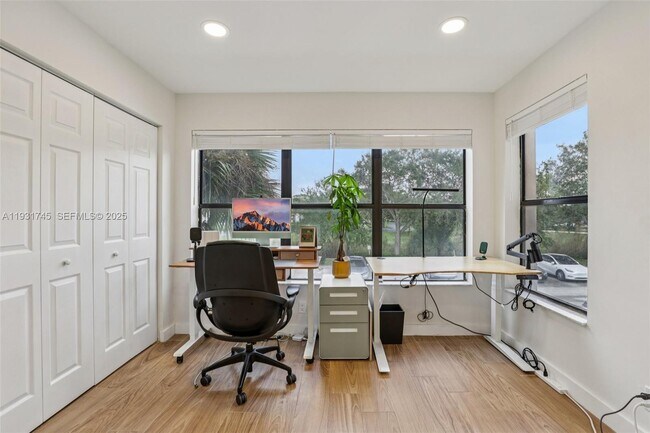 Building Photo - 2926 S University Dr