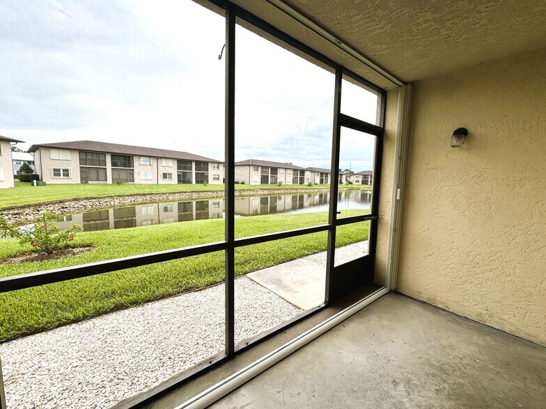Building Photo - 25100 Sandhill Blvd