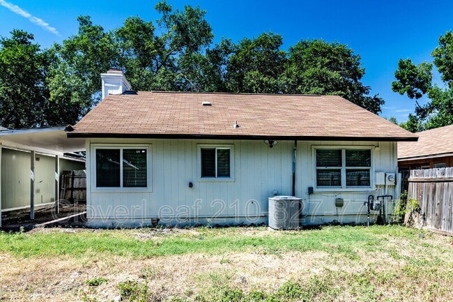 Building Photo - 9631 Ivy Bend St