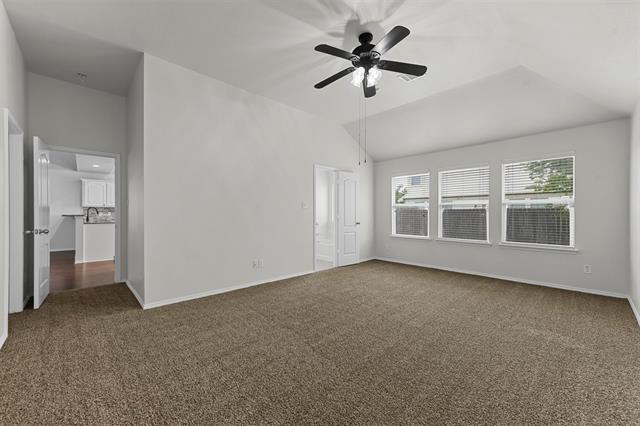 Building Photo - 2008 Cattle Creek Rd