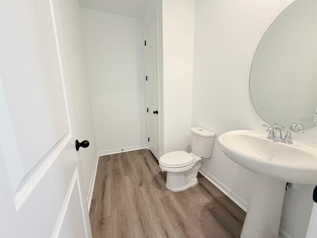 Building Photo - 30155 Rustic Mill St