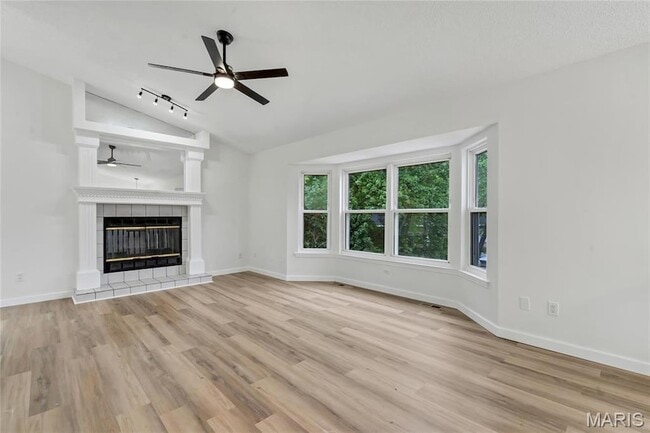 Building Photo - 802 Notre Dame Dr