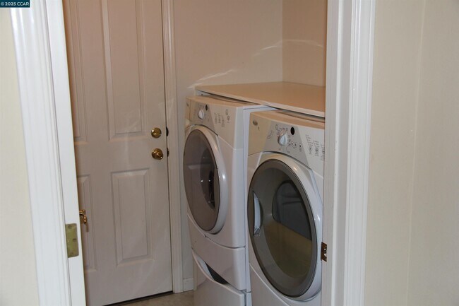 Building Photo - 4106 Quail Run Dr