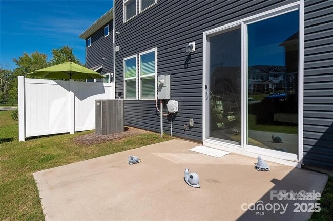 Building Photo - 12008 Gambrell Dr