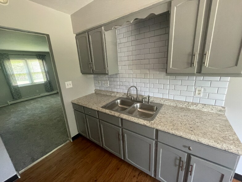 Building Photo - 3989 S Schenley Ave