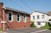 Building Photo - 214 Woodcliff Ave