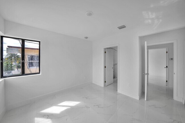 Building Photo - 450 Beacom Blvd