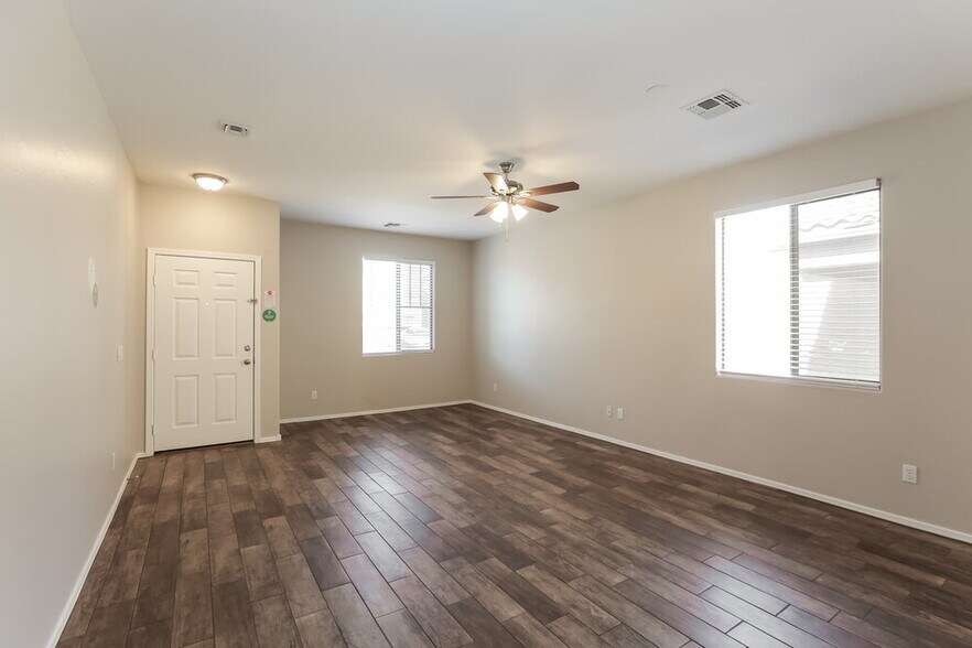 Building Photo - 6913 W Maldonado Rd