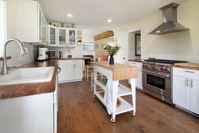 Building Photo - 41 Loon Meadow Dr