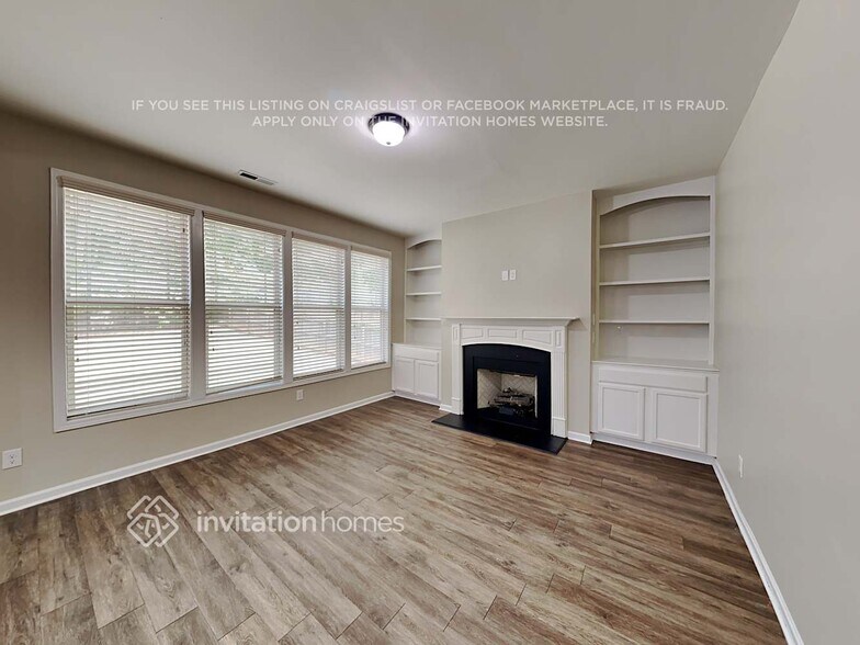 Building Photo - 217 Nelson Ln