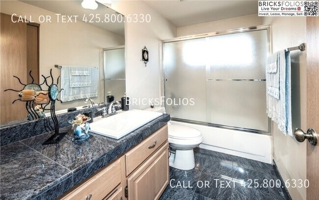 Building Photo - Beautiful Silver Lake Residence in Everett