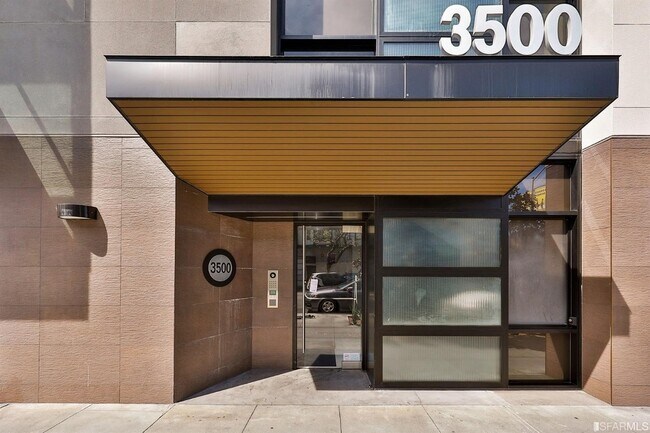 Building Photo - 3500 19th St