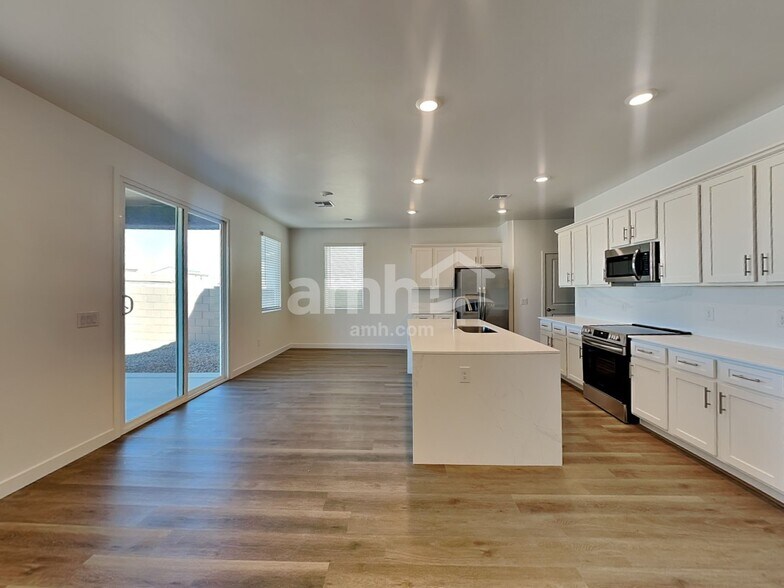 Building Photo - 7460 S Paseo Monte de Oro