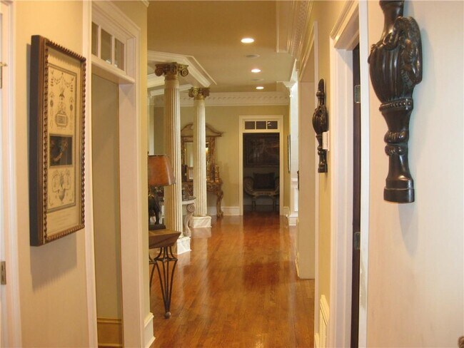 Building Photo - 1744 Malvern Hill Pl