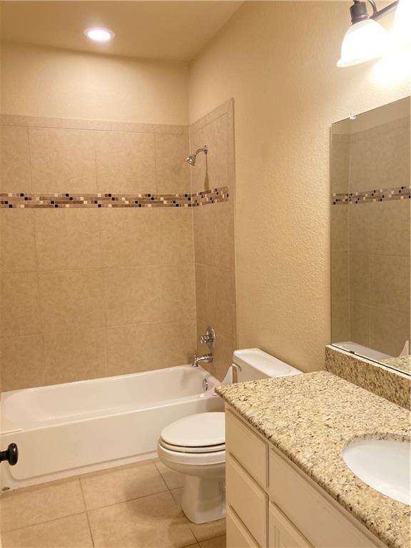 Building Photo - 2930 Grand Oaks Loop