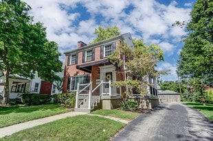 Building Photo - 227 Corona Ave