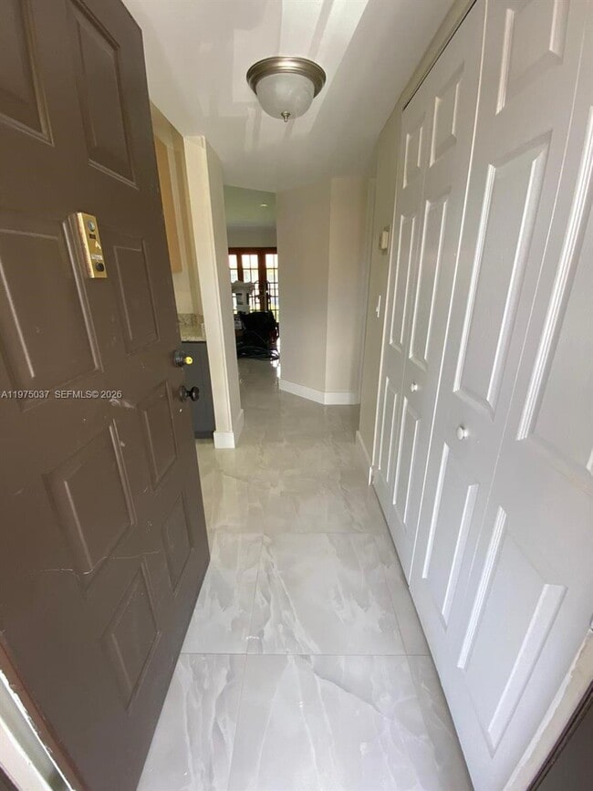 Building Photo - 8830 Royal Palm Blvd