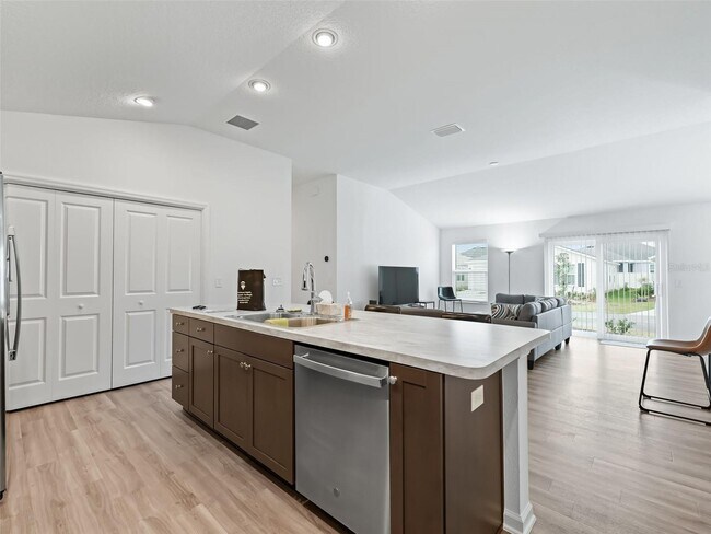 Building Photo - 1642 Echols Ct
