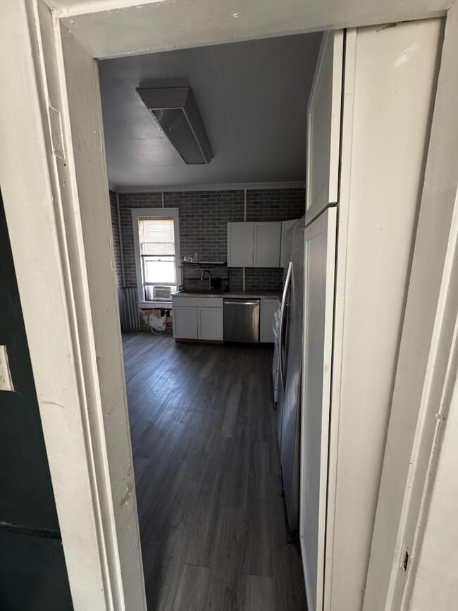 Building Photo - 1267 SW Harrison St