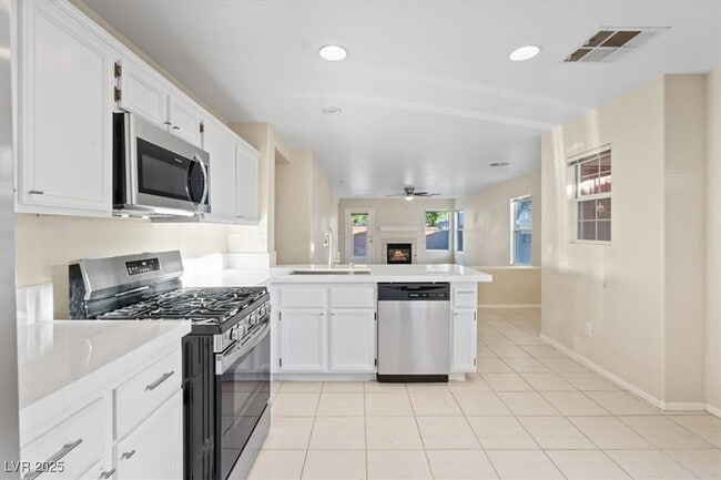 Building Photo - 9632 Marigny Ct