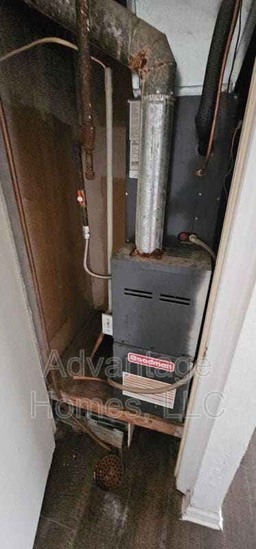 Building Photo - 720-726 N 70th St