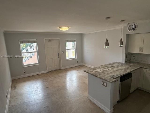 Building Photo - 4521 NE 21st Ave