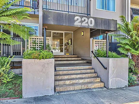 Building Photo - 220 Atlantic Ave