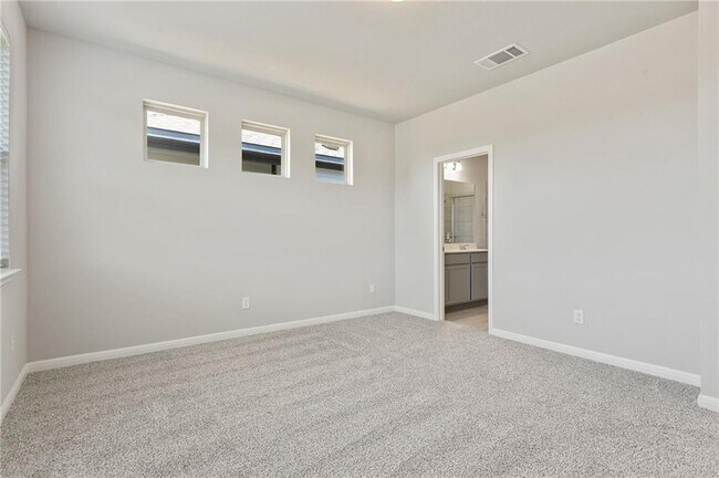 Building Photo - 121 Unforgiven Ln