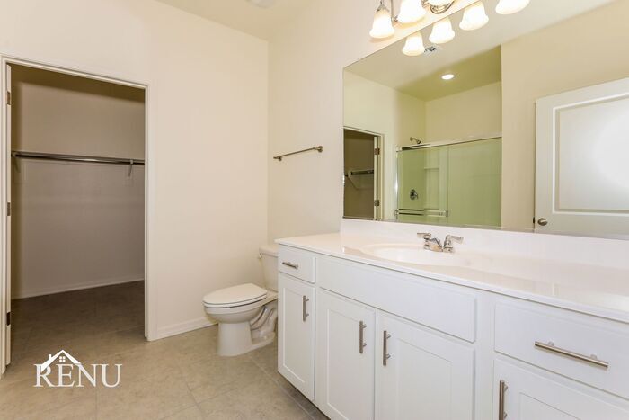 Building Photo - 35551 W San Capistrano Ave