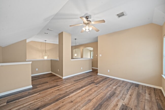Building Photo - 12714 Mardi Gras Dr