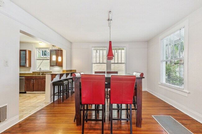 Building Photo - 2506 State St