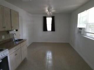 Building Photo - 126 Merle Cir