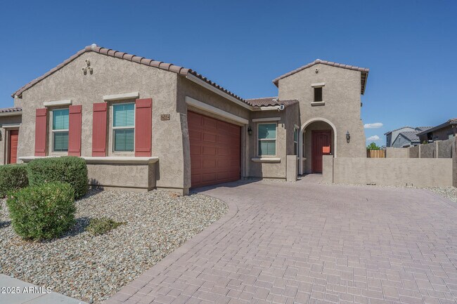 Primary Photo - 14084 W Desert Flower Dr