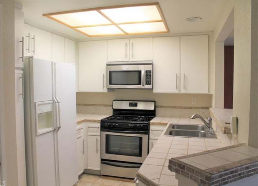 Building Photo - 1 Aubrieta