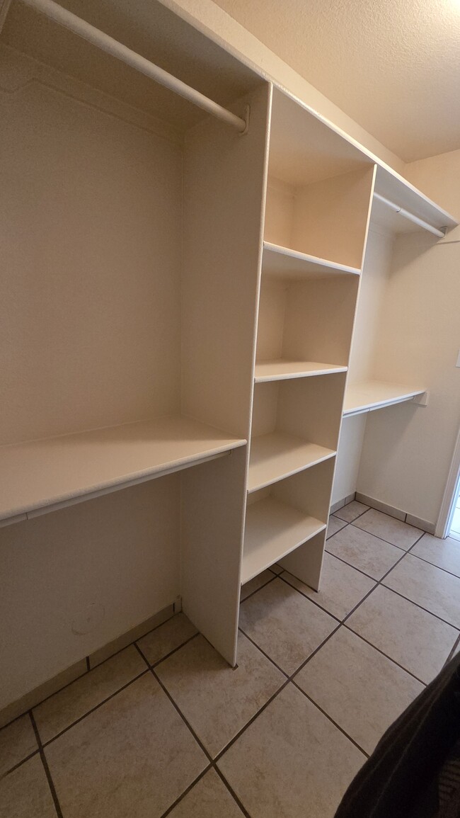 Building Photo - 12340 Tierra Arroyo Dr