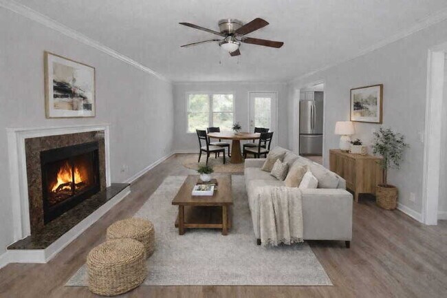 Building Photo - 4433 Coopers Creek Dr SE