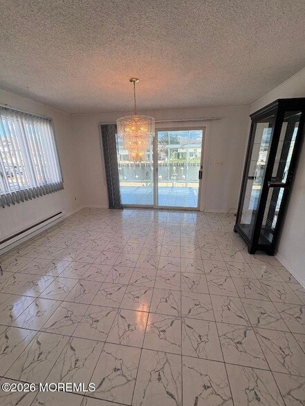 Building Photo - 3248 Beachview Dr