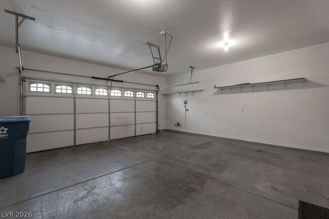 Building Photo - 3190 E Eldorado Ln