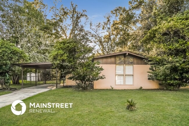 Building Photo - 2002 Constant Dr