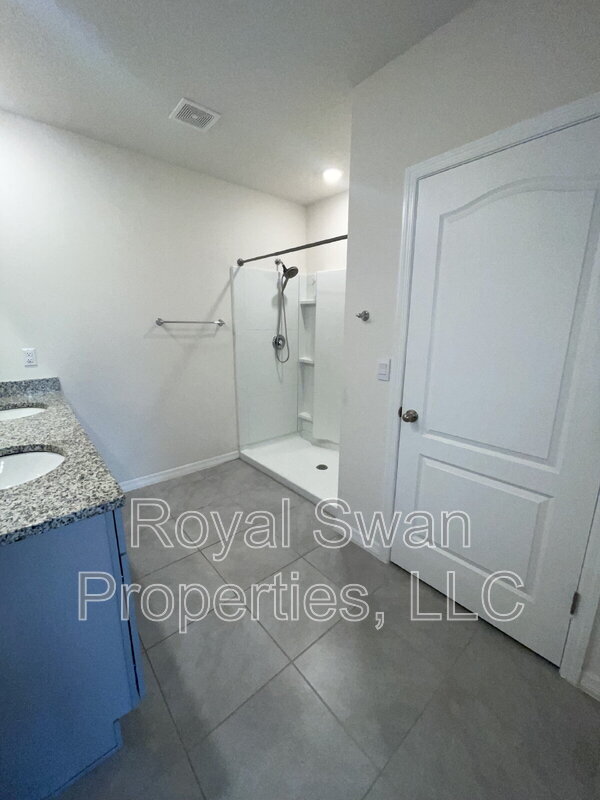 Building Photo - 5619 Siltstone St