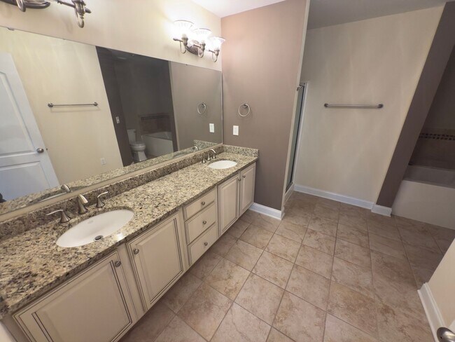 Building Photo - Christiansburg, 3 BR / 2.5 BA, Available Now