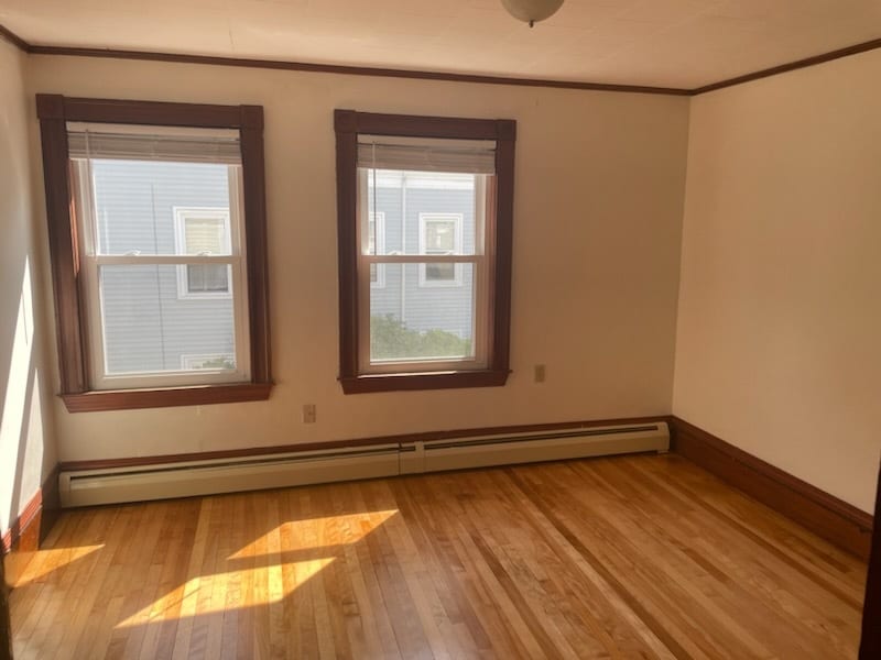 BR1 - 19 Central St